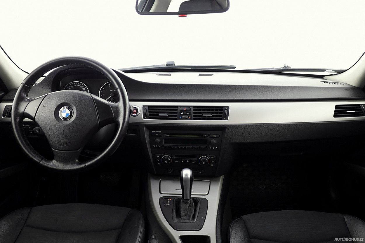 BMW 320 | 4