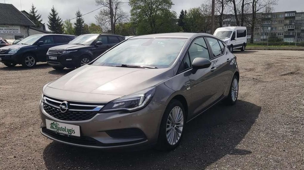 Opel Astra | 10