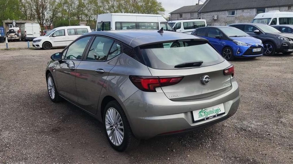 Opel Astra | 9