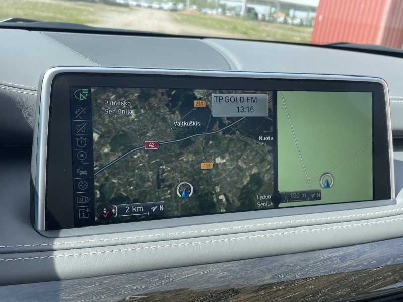 BMW X5 | 12