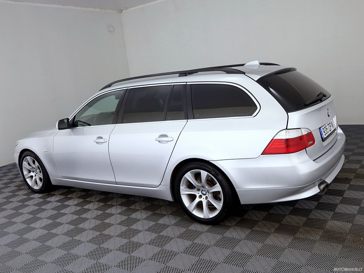 BMW 520 | 3