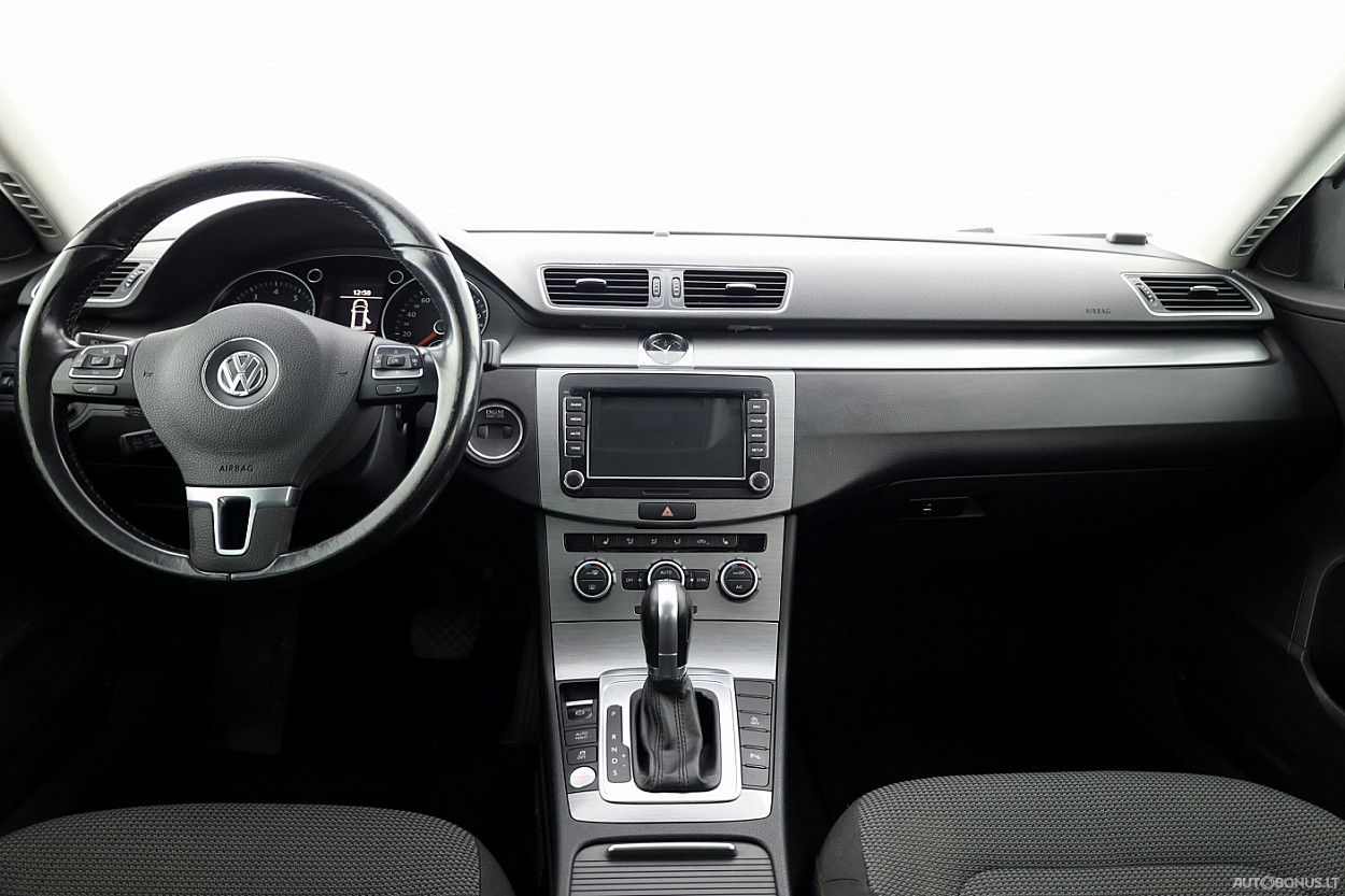 Volkswagen Passat | 4