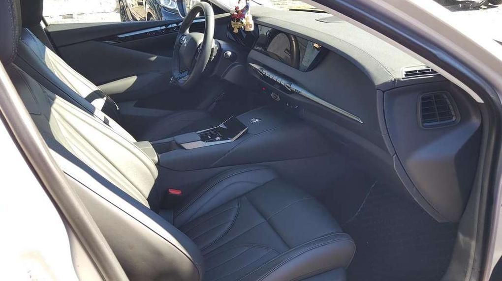 DS Automobiles DS4 | 12