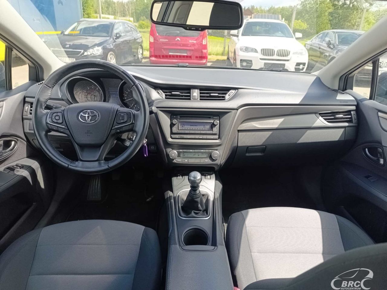 Toyota Avensis | 8
