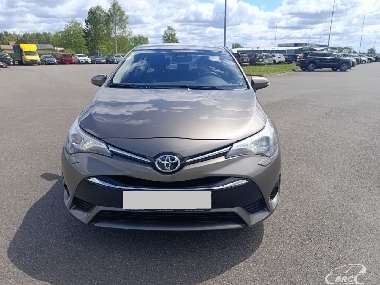Toyota Avensis | 7