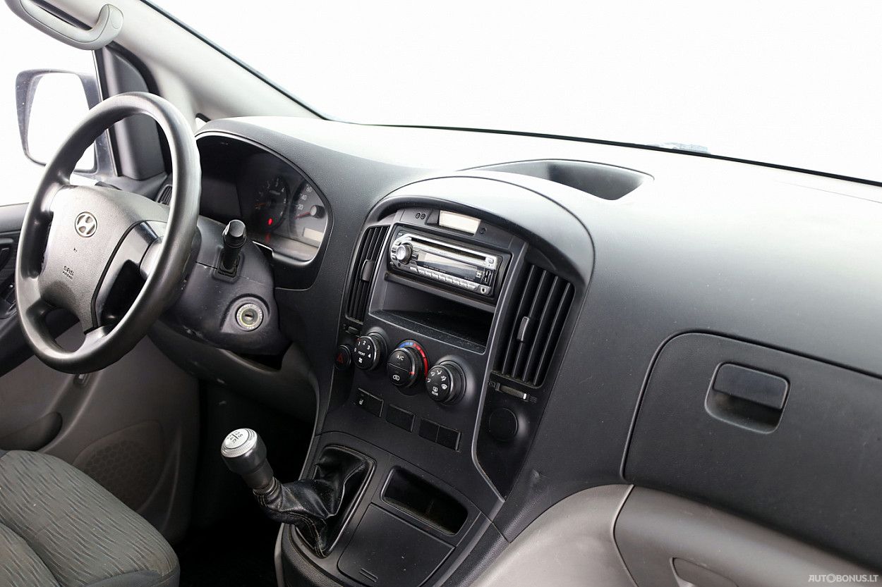 Hyundai H1 | 4