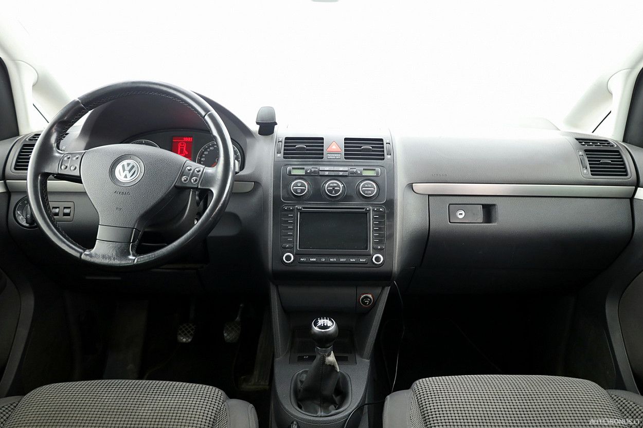 Volkswagen Touran | 4