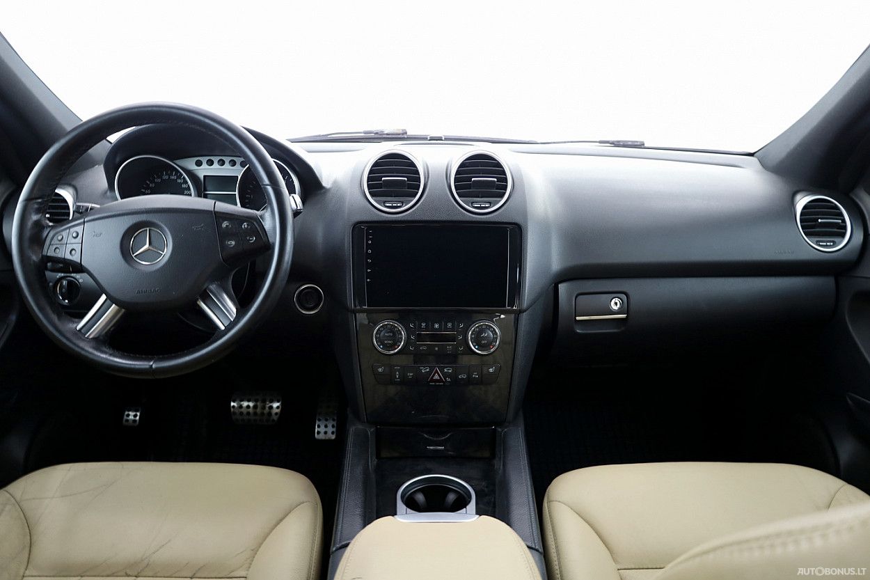 Mercedes-Benz ML320 | 4