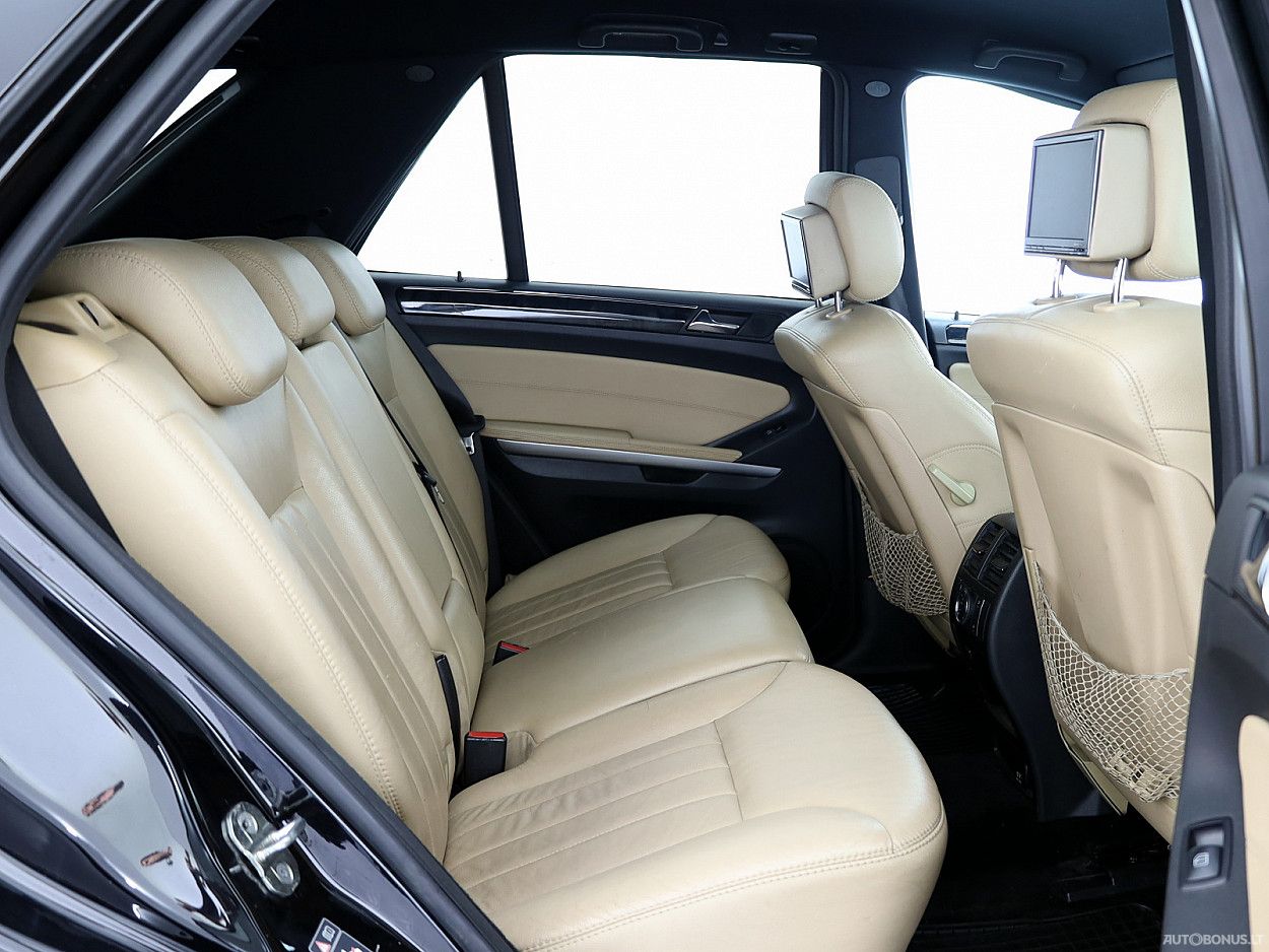 Mercedes-Benz ML320 | 6