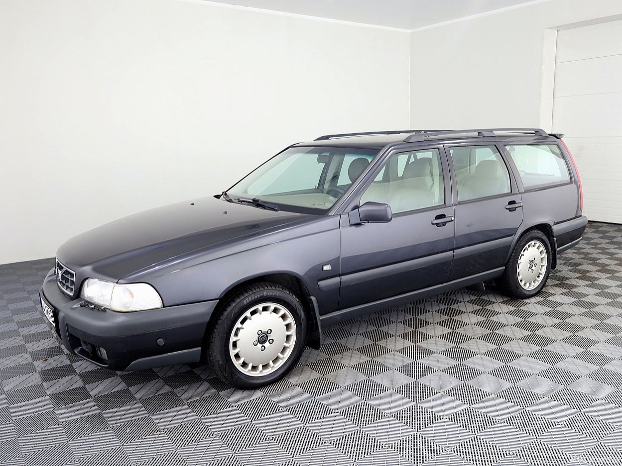 Volvo XC70 | 1