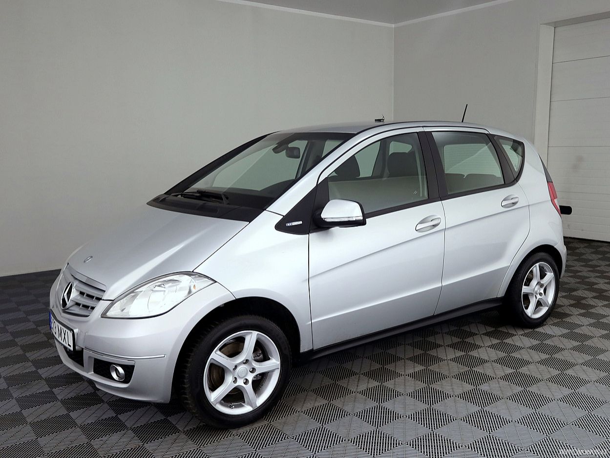 Mercedes-Benz A160 | 1