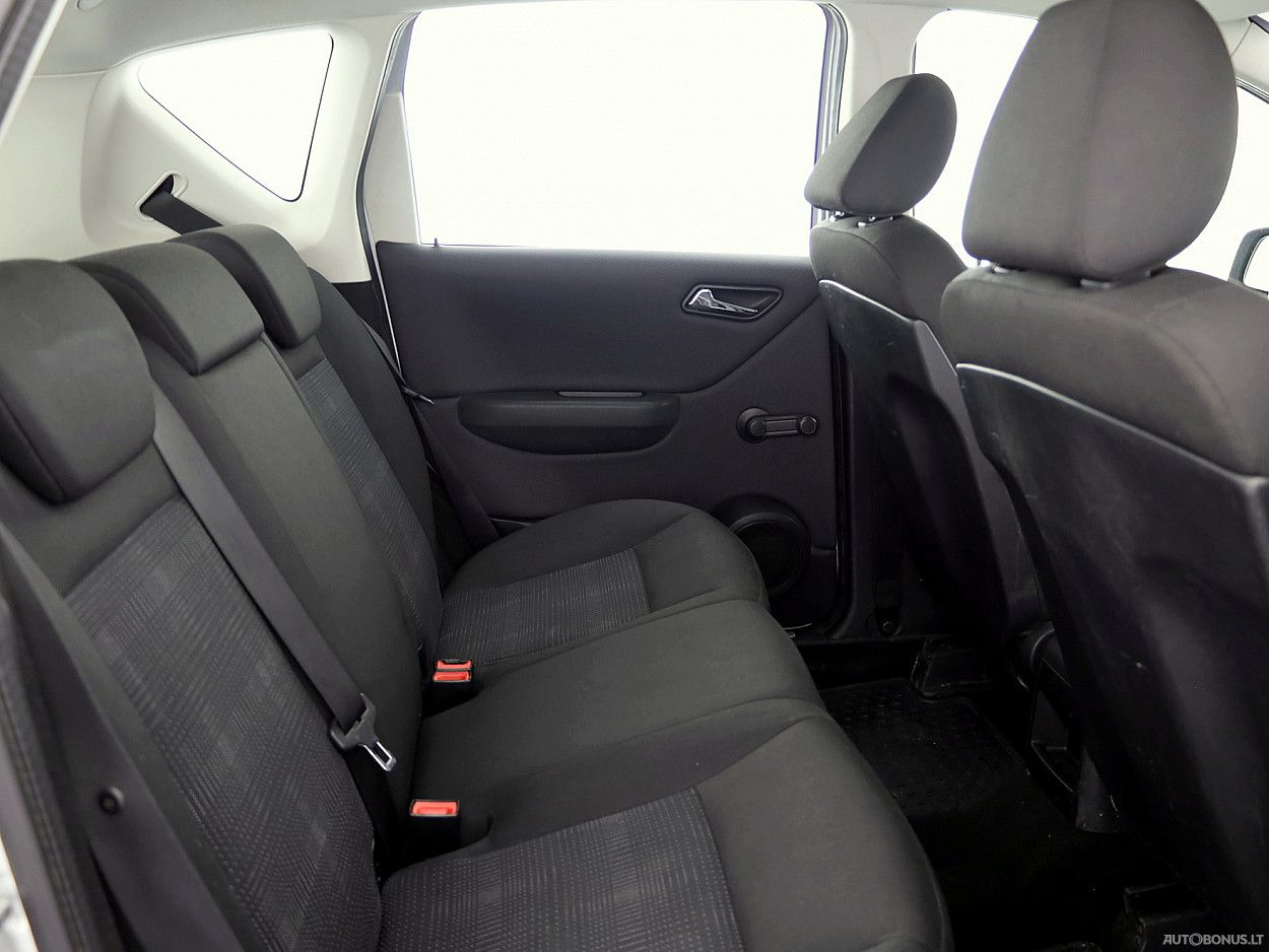 Mercedes-Benz A160 | 6
