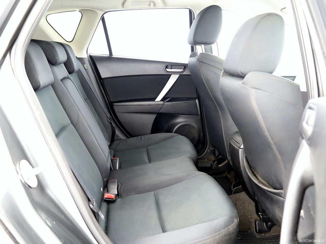 Mazda 3 | 6