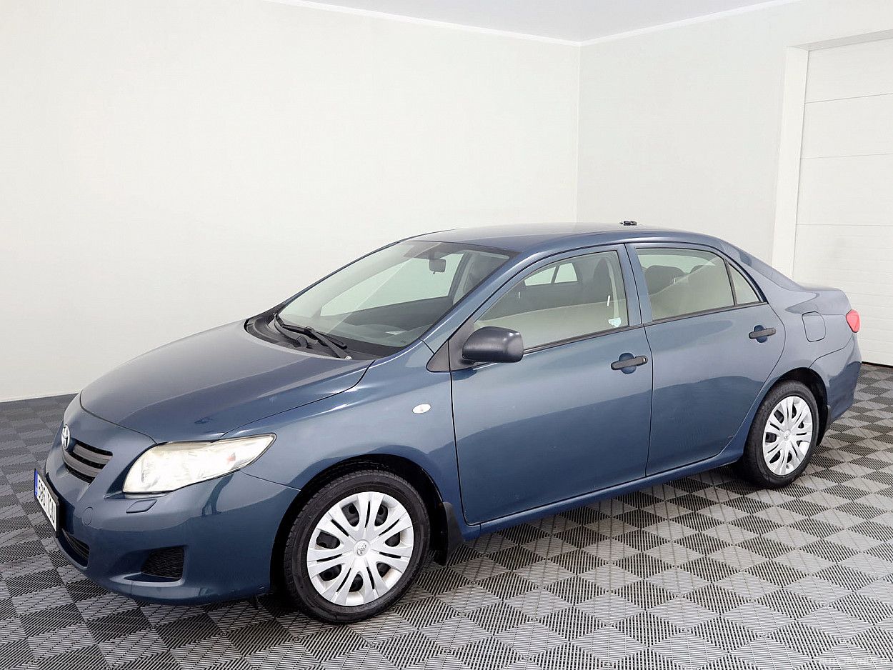 Toyota Corolla | 1