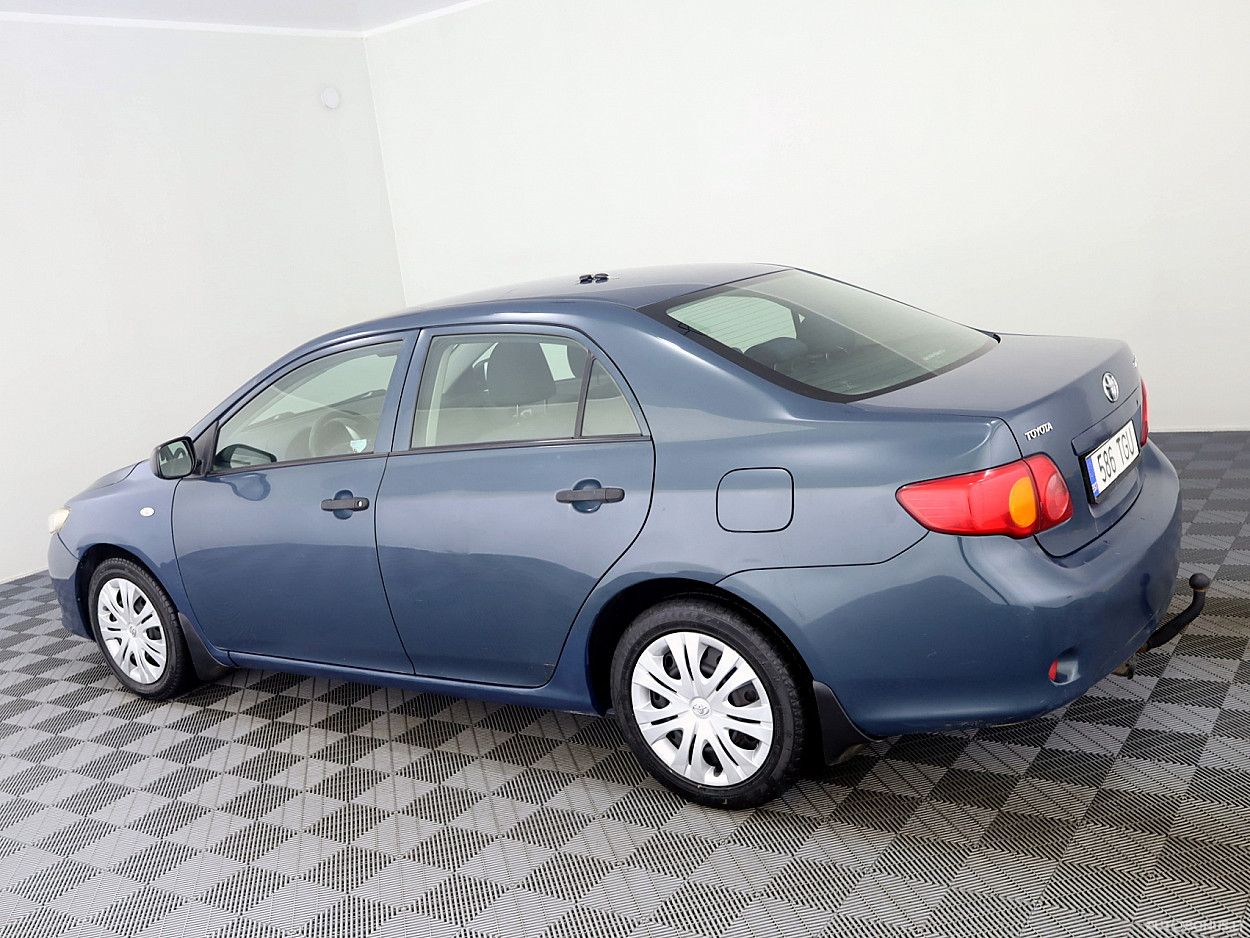 Toyota Corolla | 3