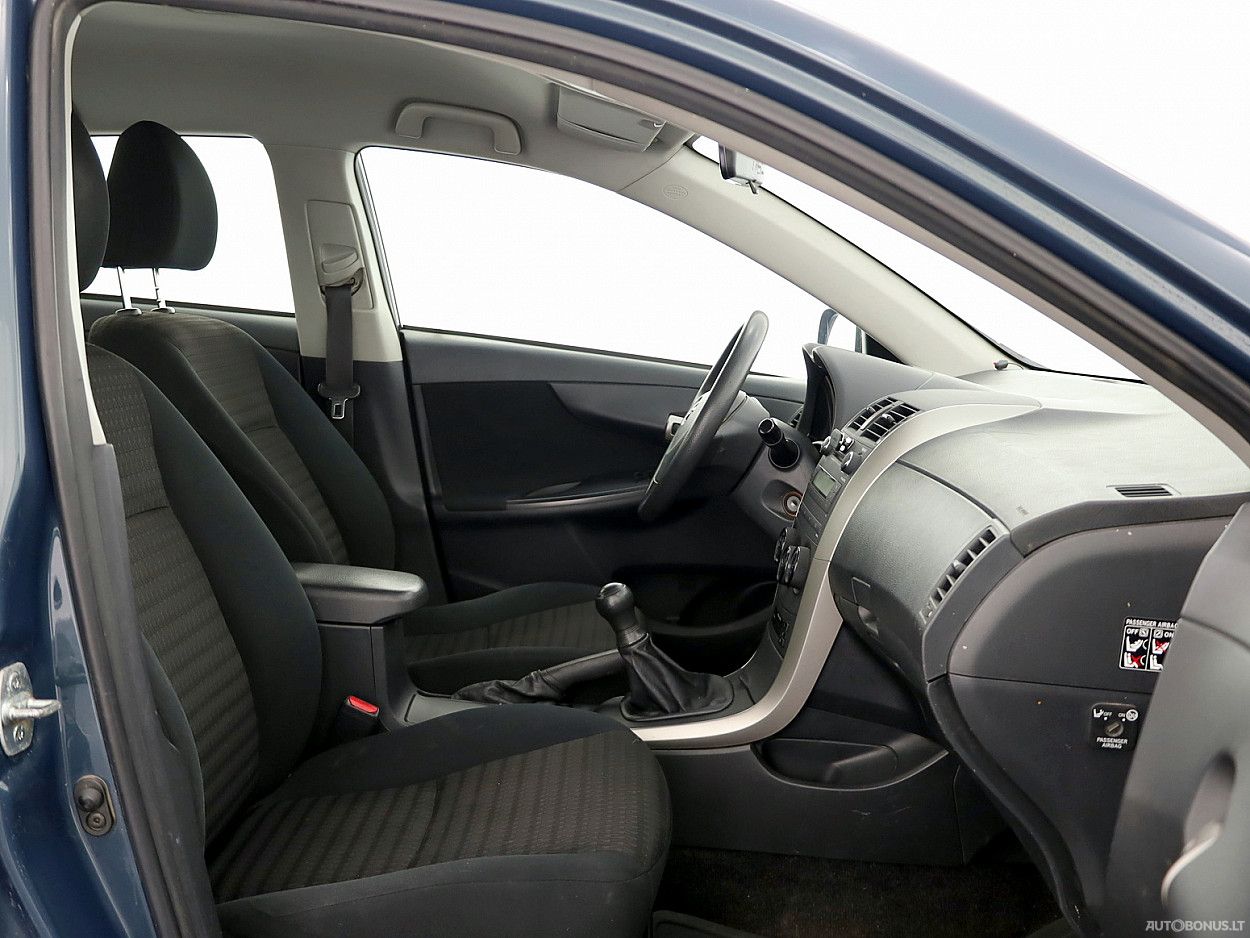 Toyota Corolla | 5