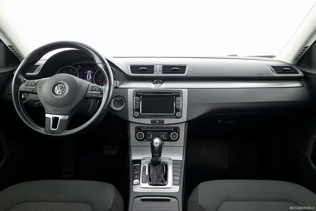 Volkswagen Passat | 4