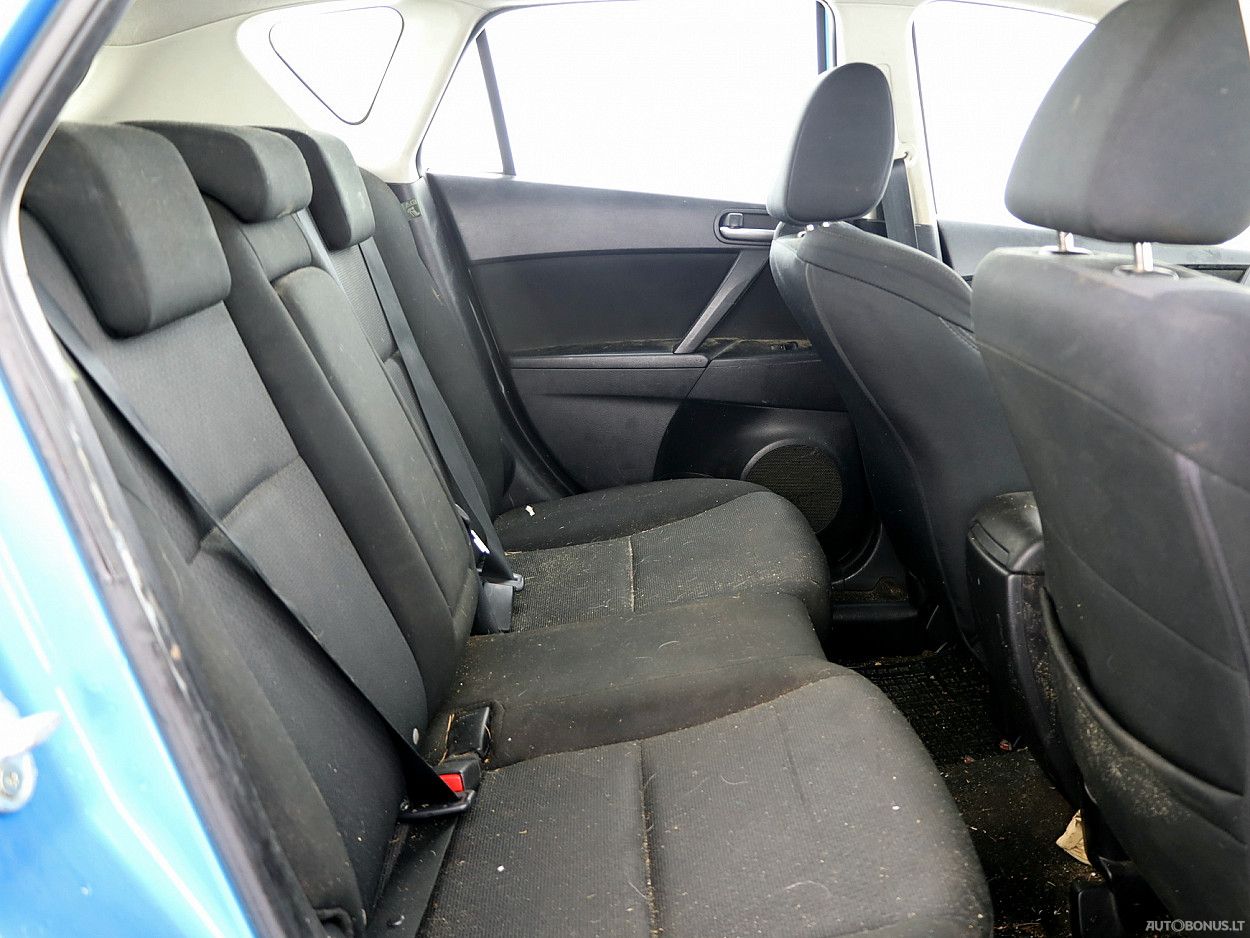 Mazda 3 | 6