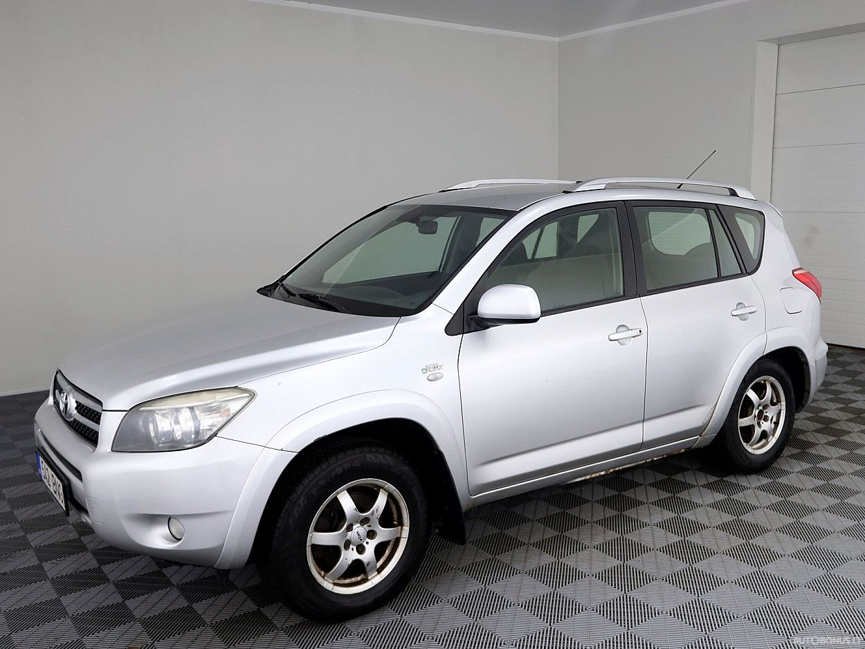 Toyota RAV4 | 1