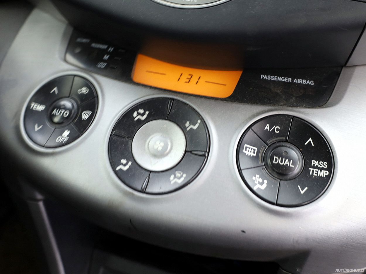 Toyota RAV4 | 7