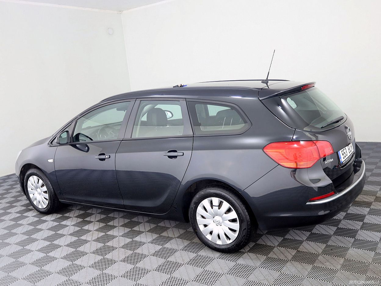 Opel Astra | 3