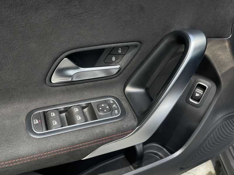 Mercedes-Benz A180 | 14