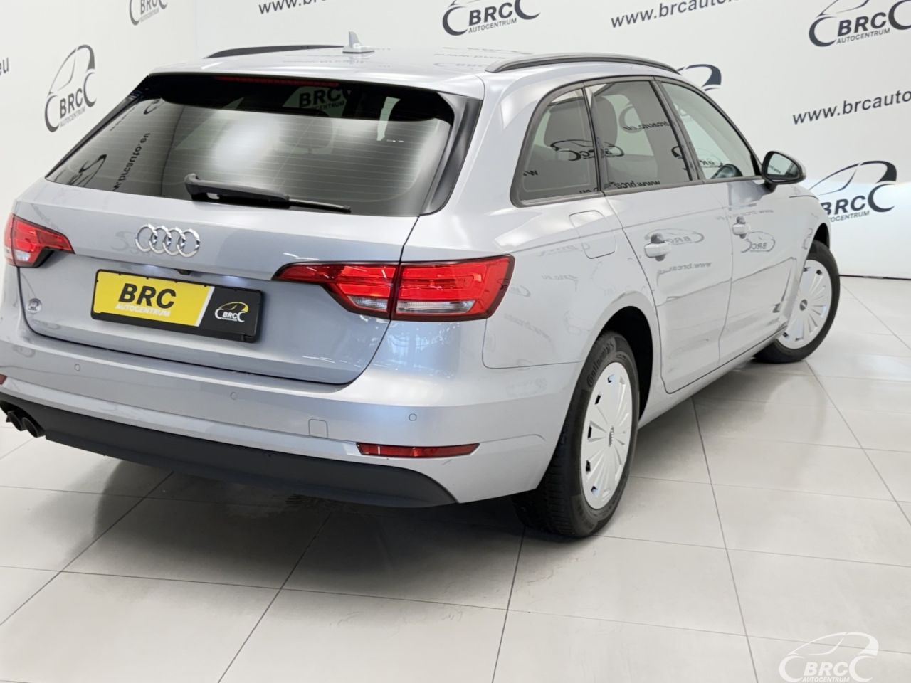Audi A4 | 44