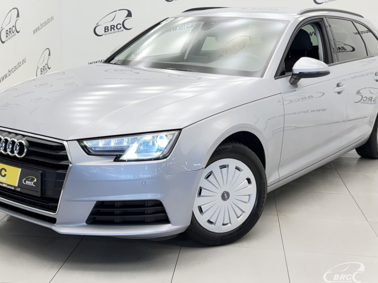 Audi A4 | 43