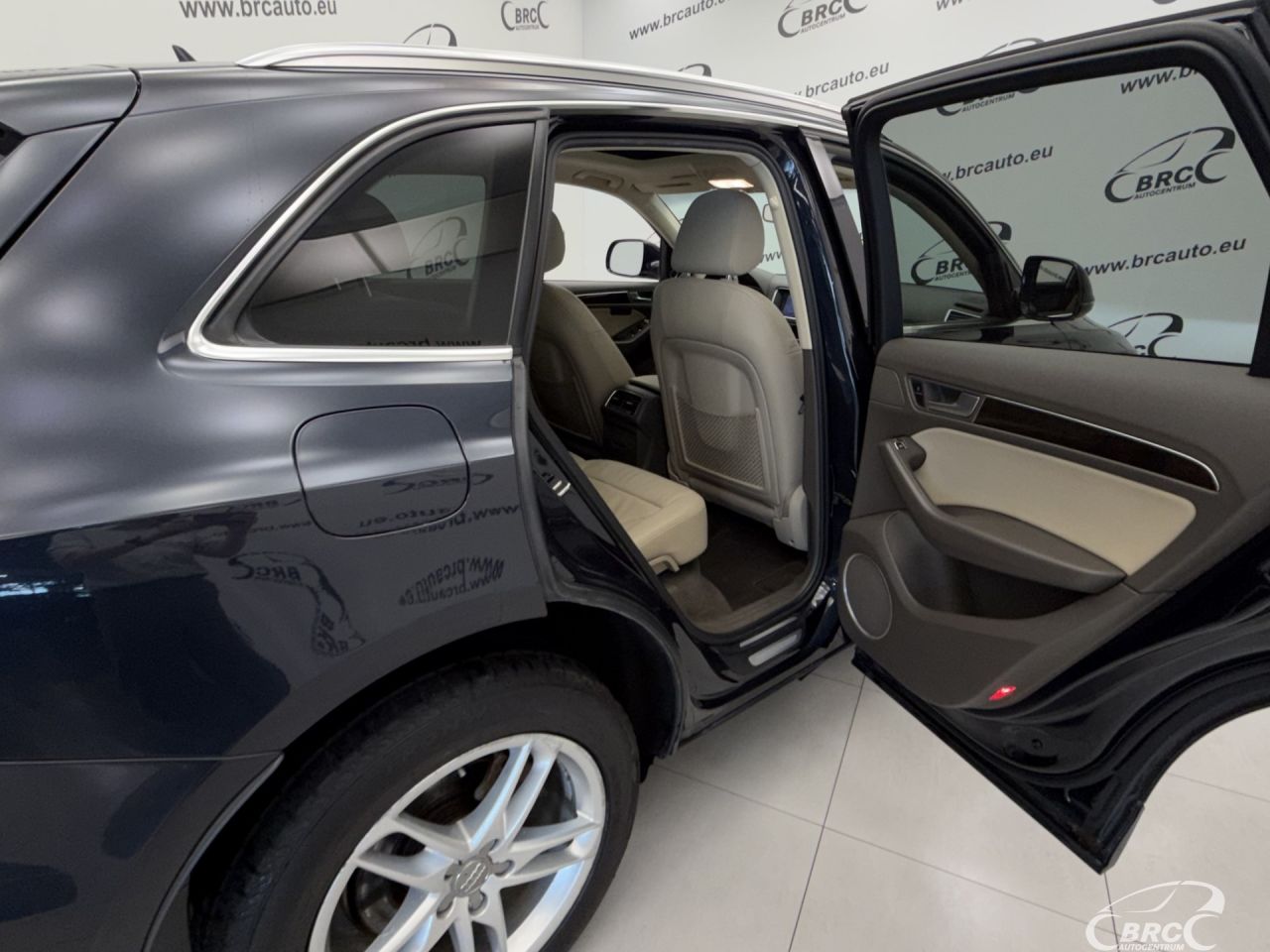 Audi Q5 | 13