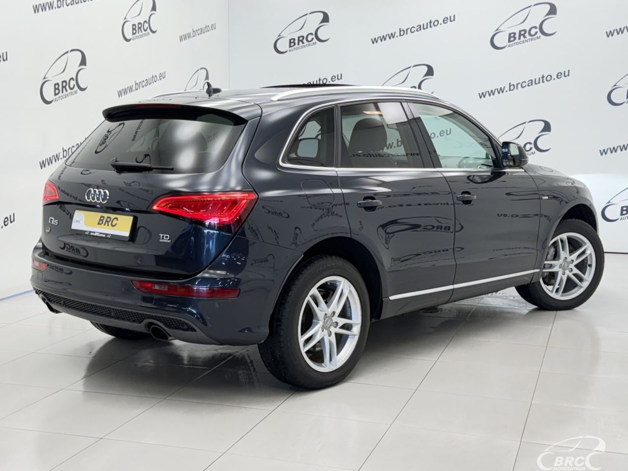 Audi Q5 | 1