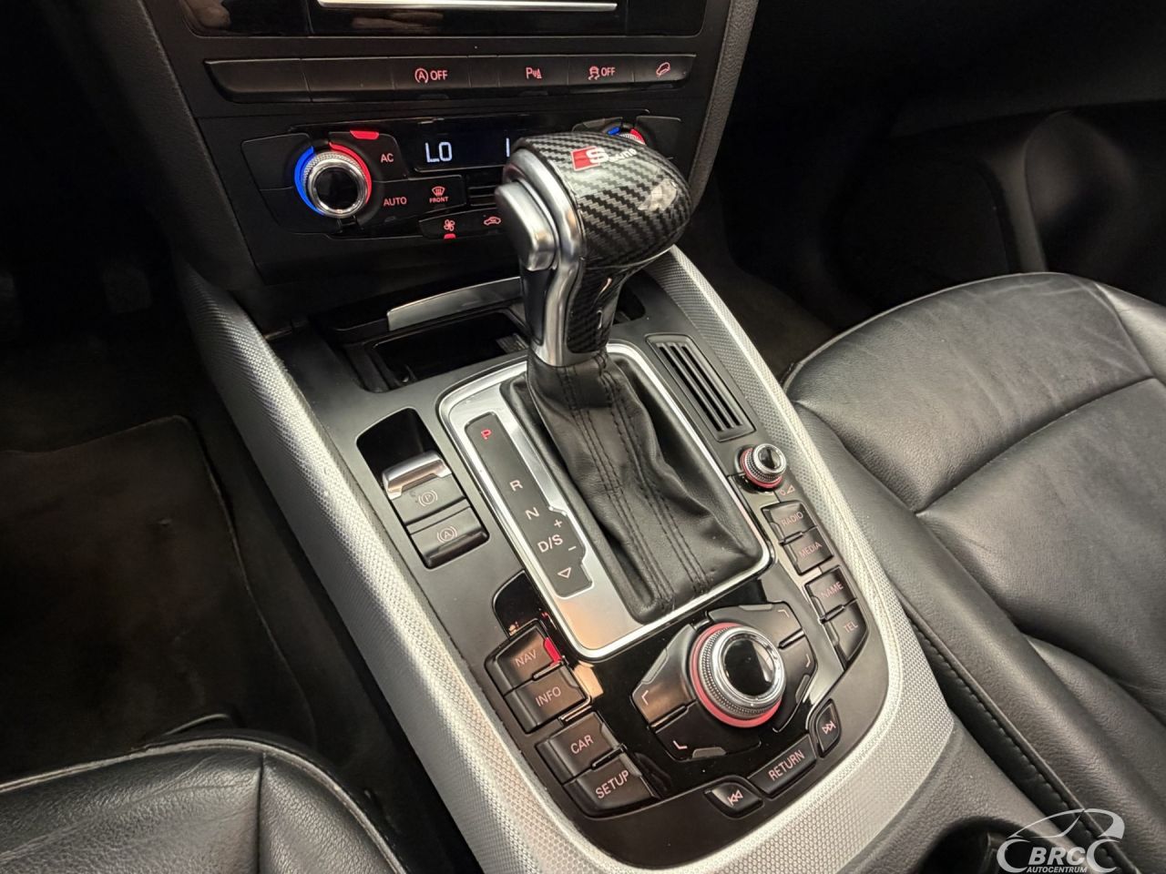 Audi Q5 | 24