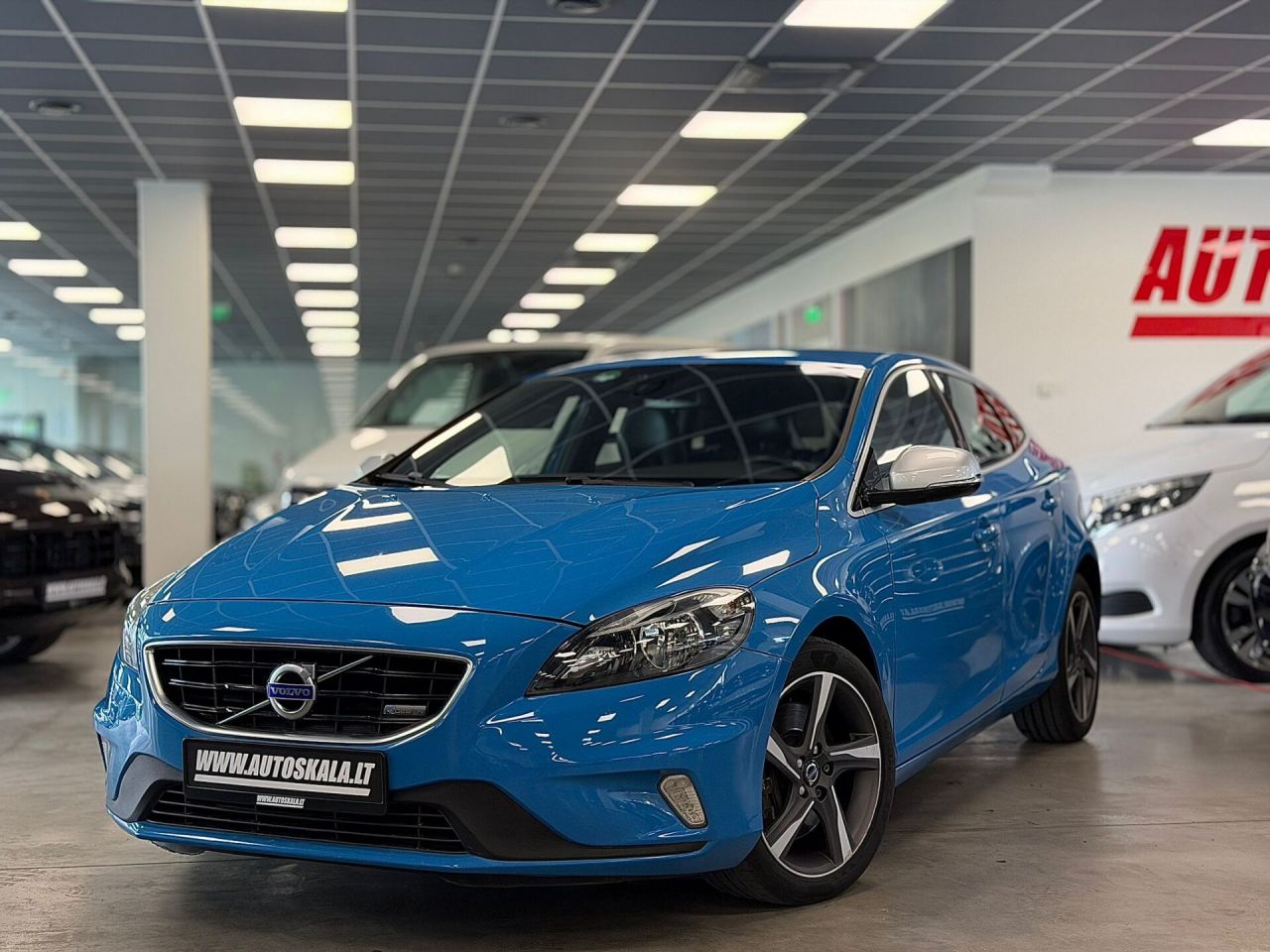 Volvo V40 | 24