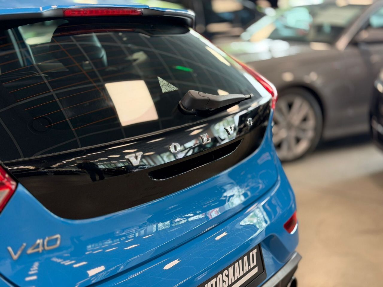 Volvo V40 | 23