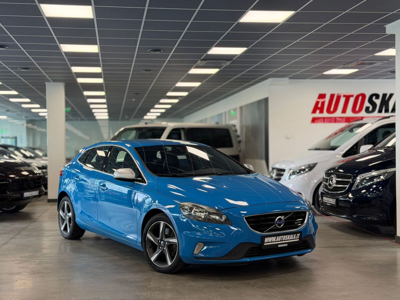 Volvo V40 | 28