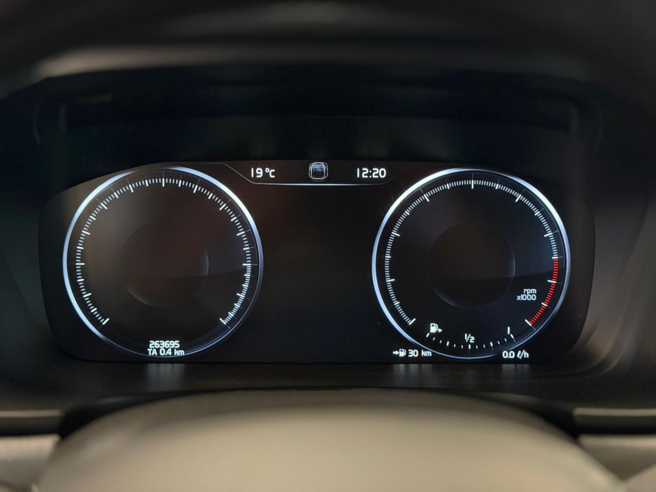 Volvo V90 | 23