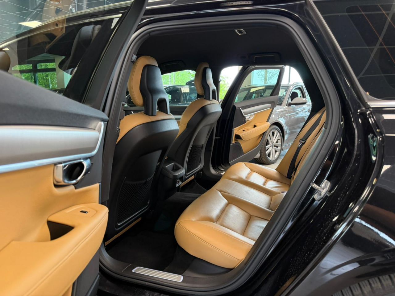 Volvo V90 | 6