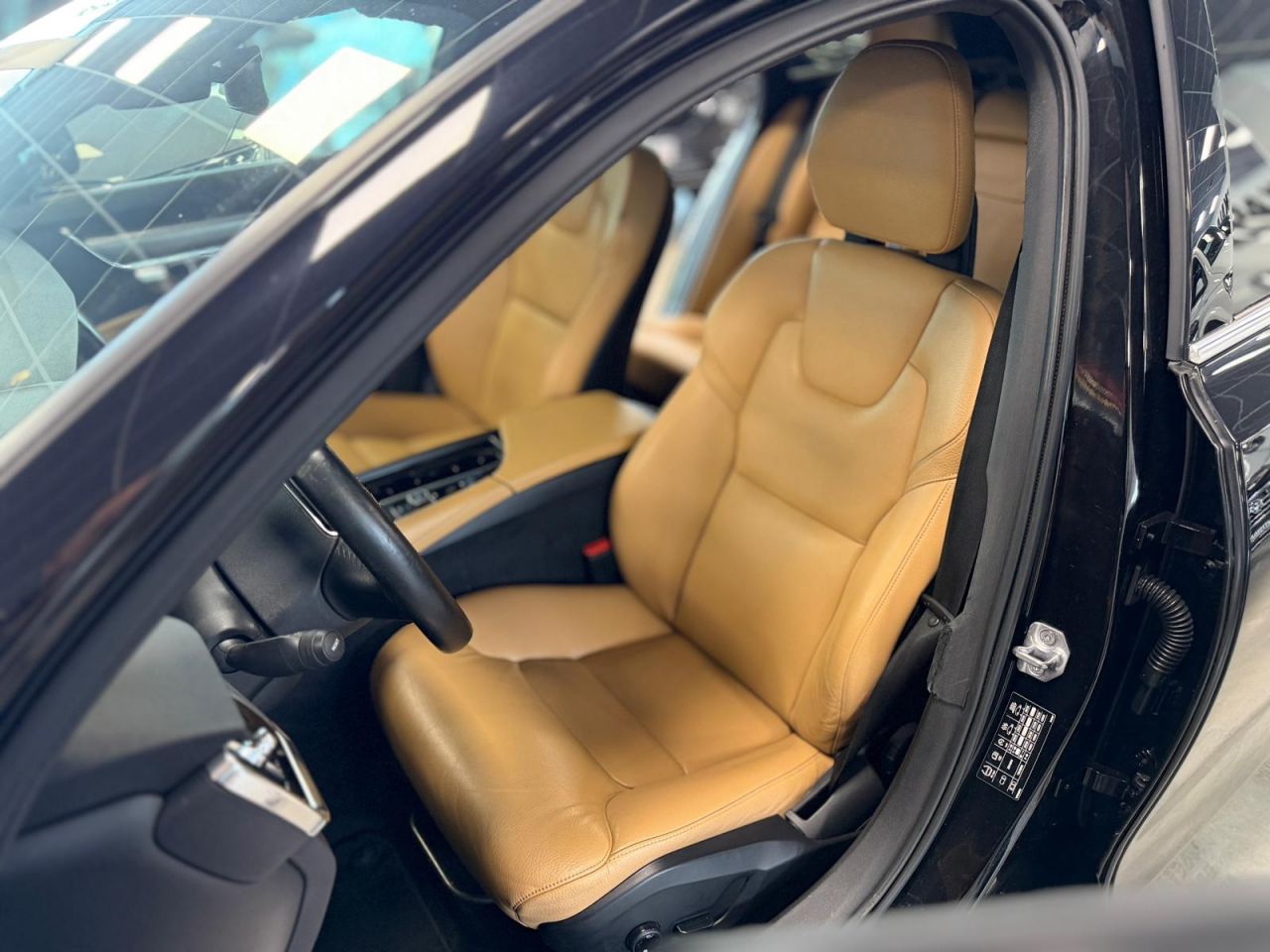Volvo V90 | 21