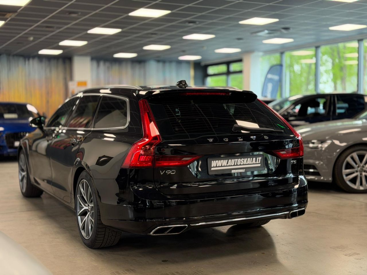 Volvo V90 | 17