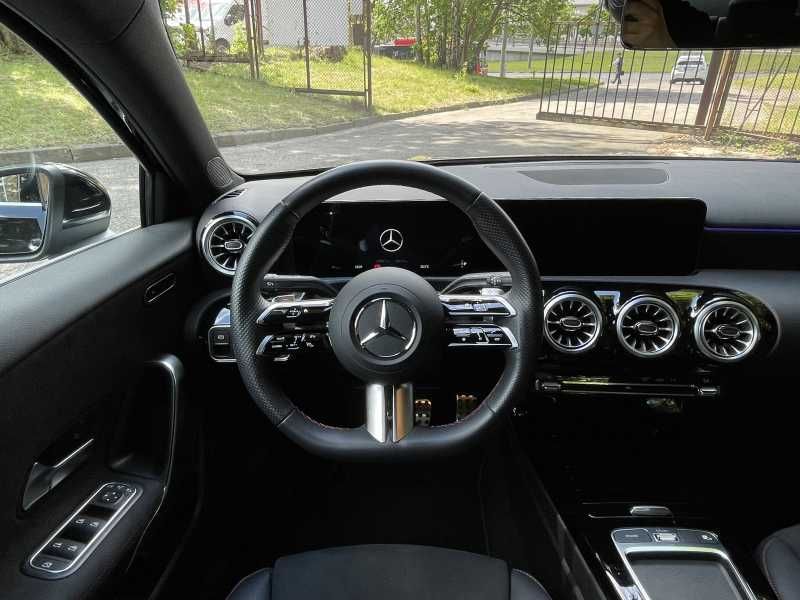 Mercedes-Benz A180 | 9