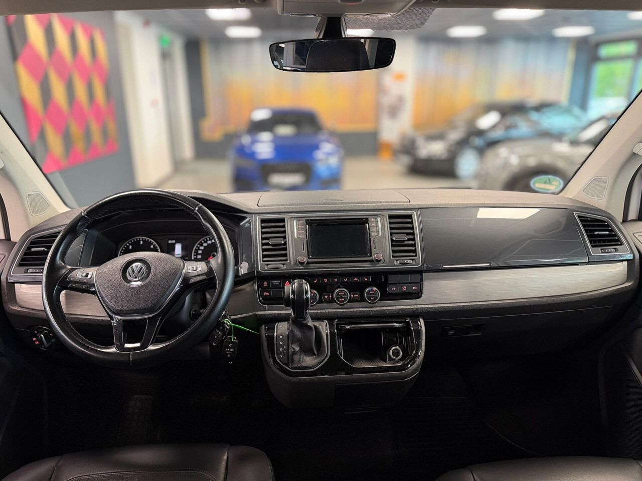 Volkswagen Multivan | 11