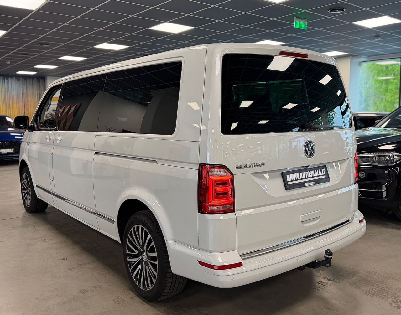 Volkswagen Multivan | 26