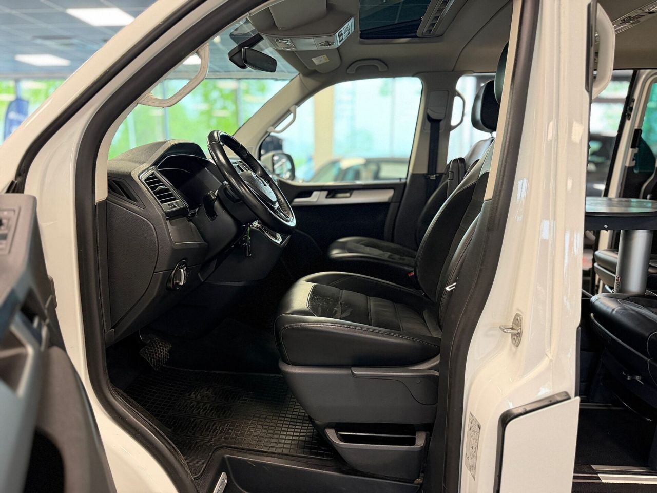 Volkswagen Multivan | 20