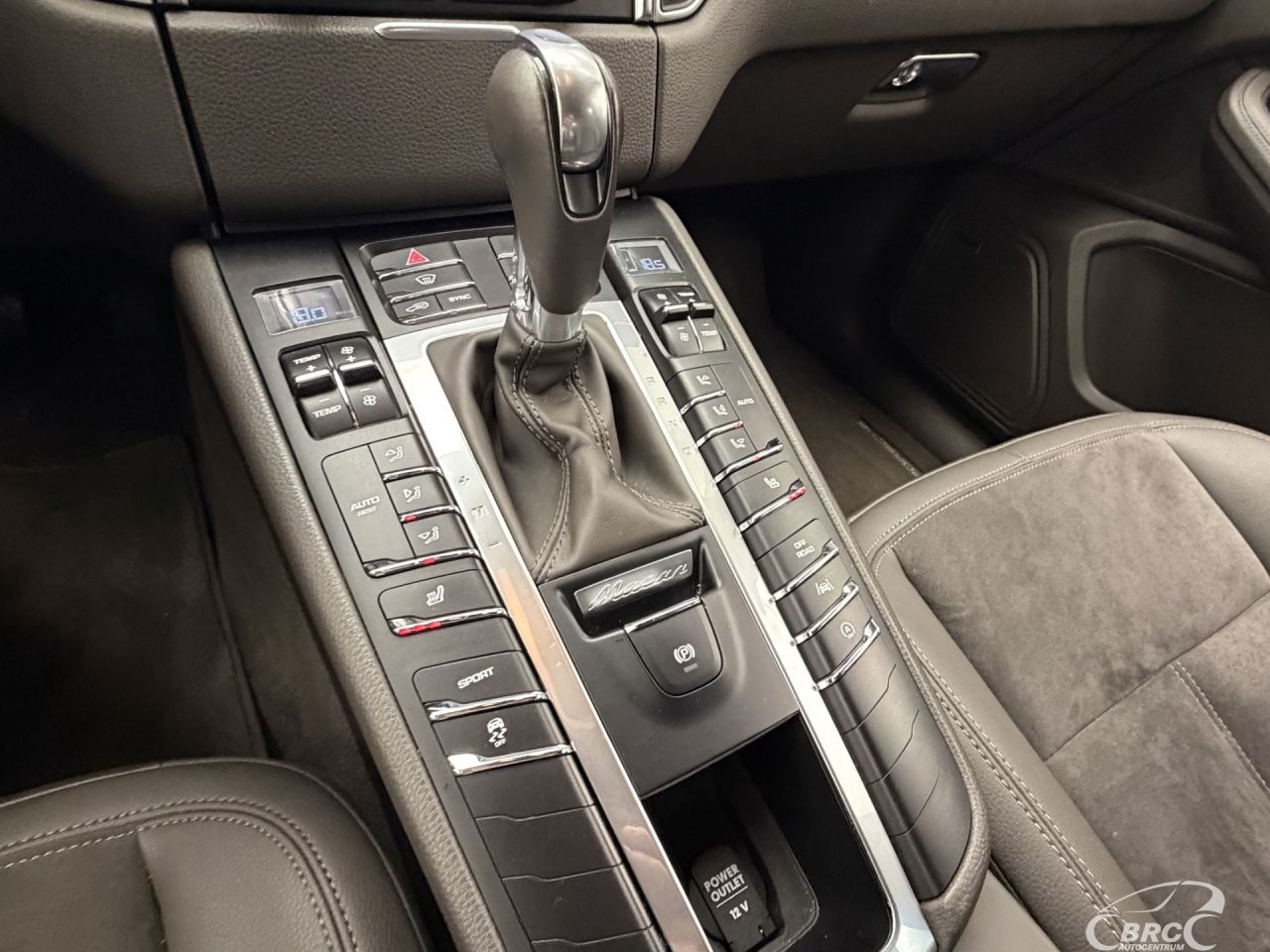 Porsche Macan | 22