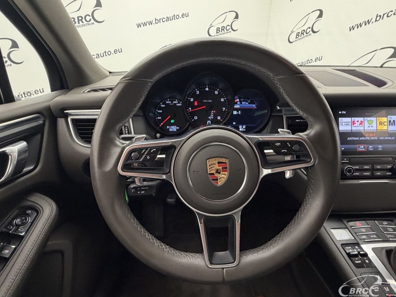 Porsche Macan | 25