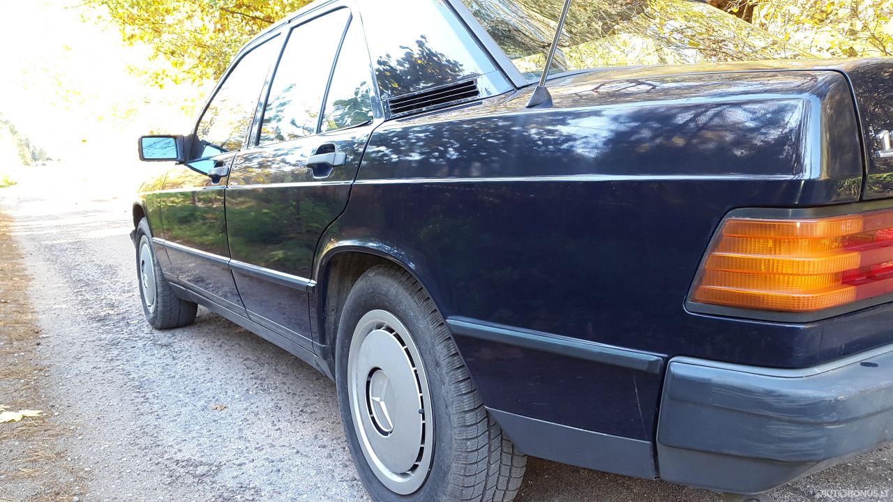 Mercedes-Benz | 15