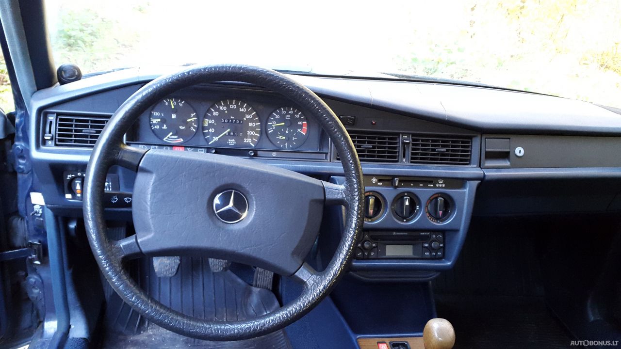 Mercedes-Benz | 4