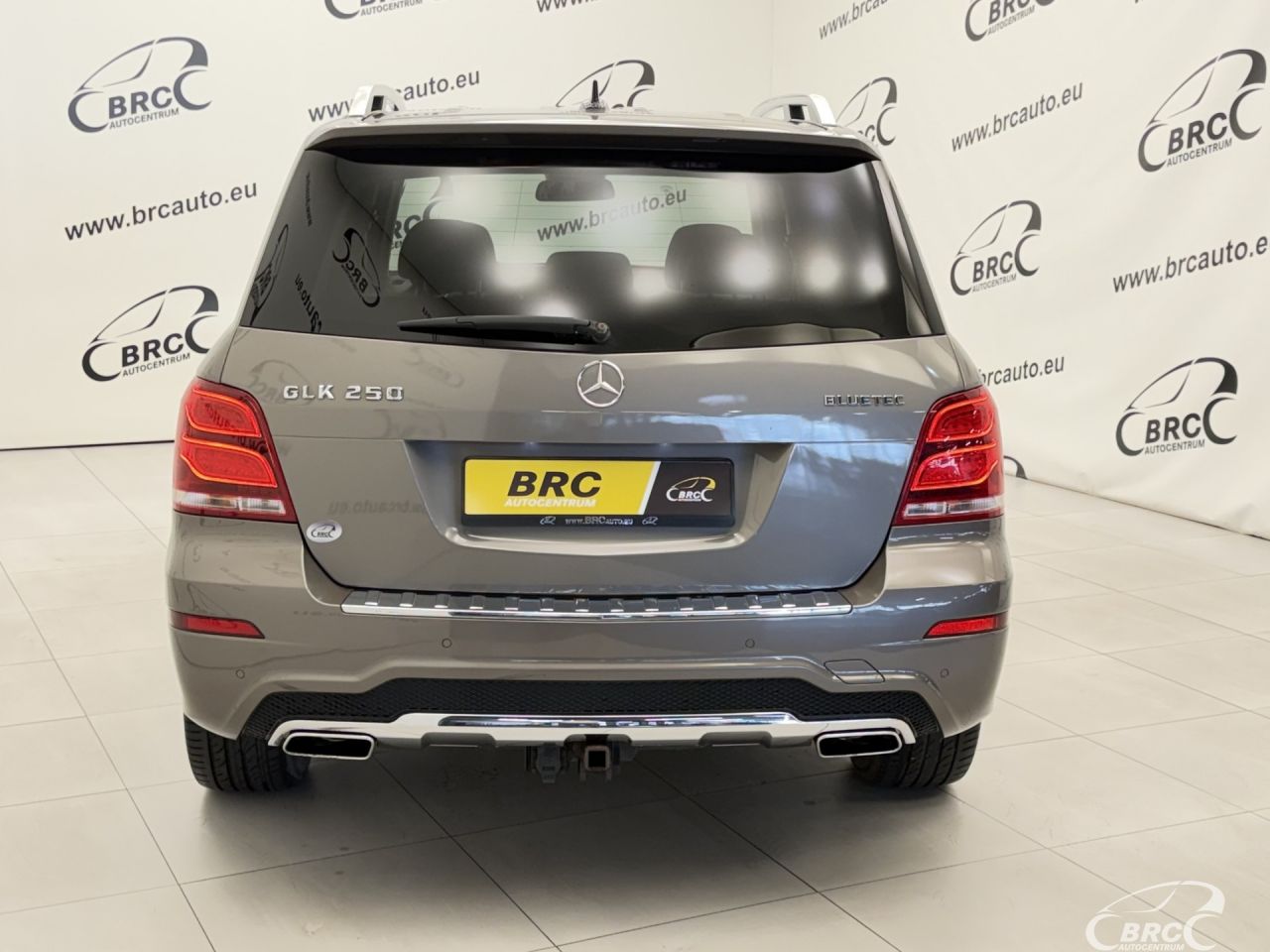 Mercedes-Benz GLK250 | 41