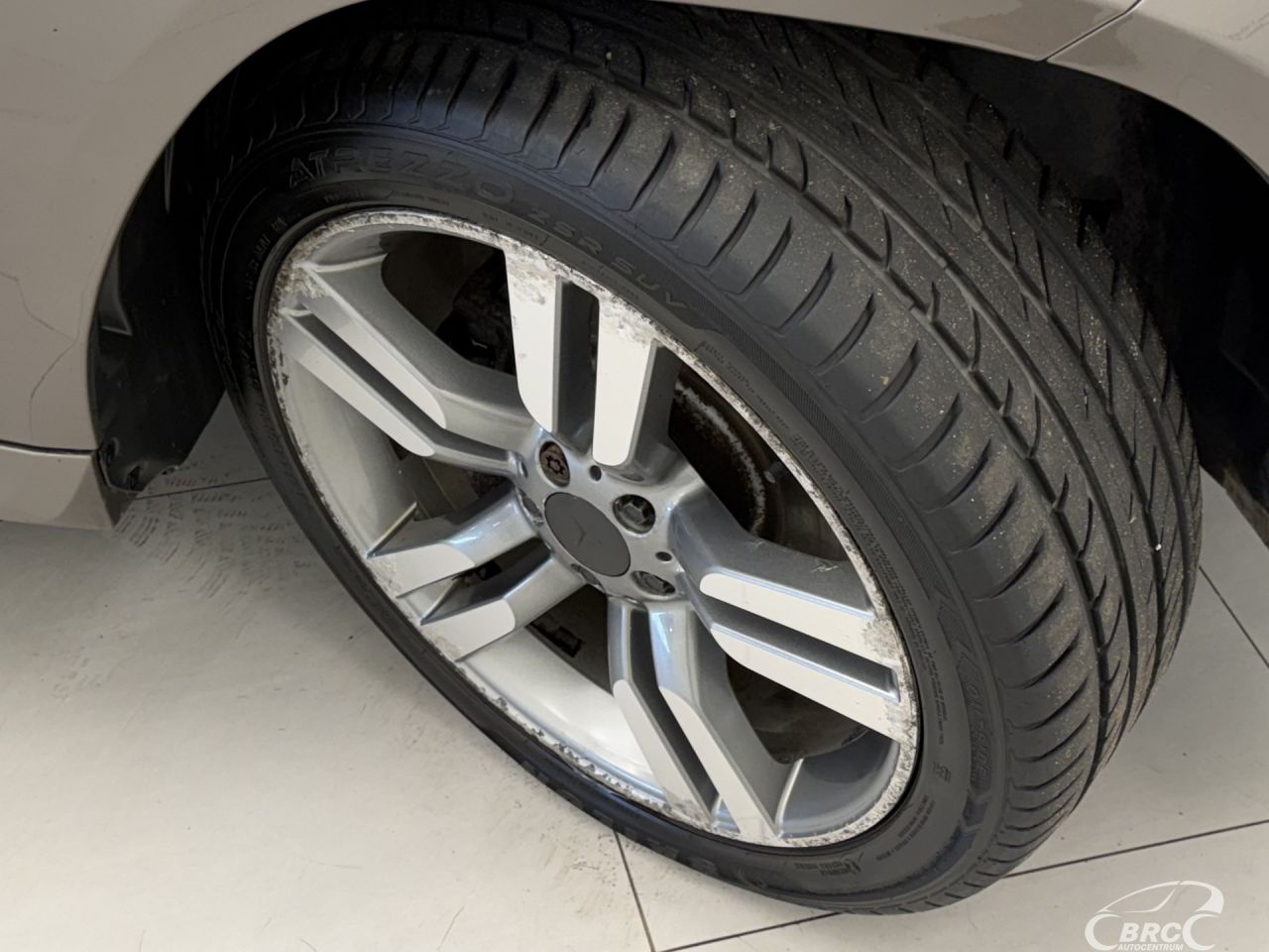 Mercedes-Benz GLK250 | 34
