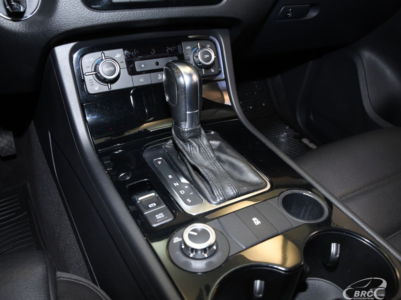 Volkswagen Touareg | 23