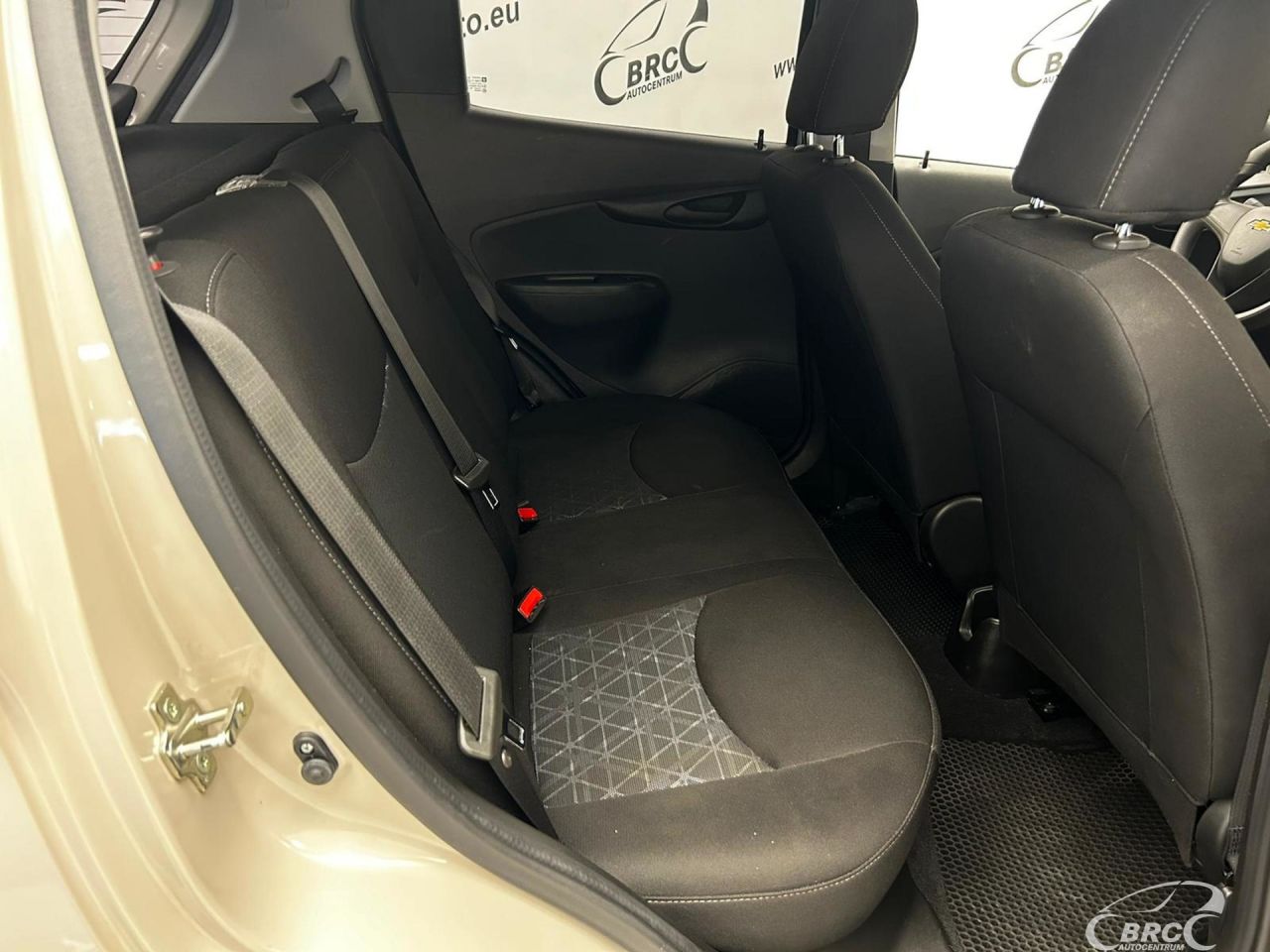 Chevrolet Spark | 8